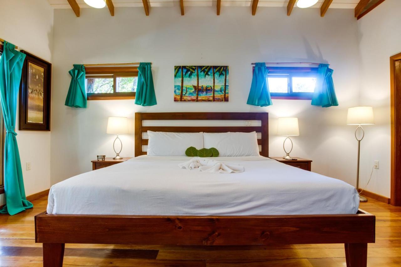 Mariposa Belize Beach Resort Placencia Екстериор снимка