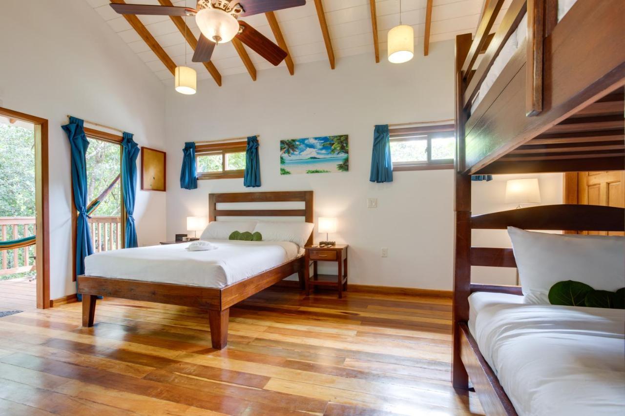 Mariposa Belize Beach Resort Placencia Екстериор снимка