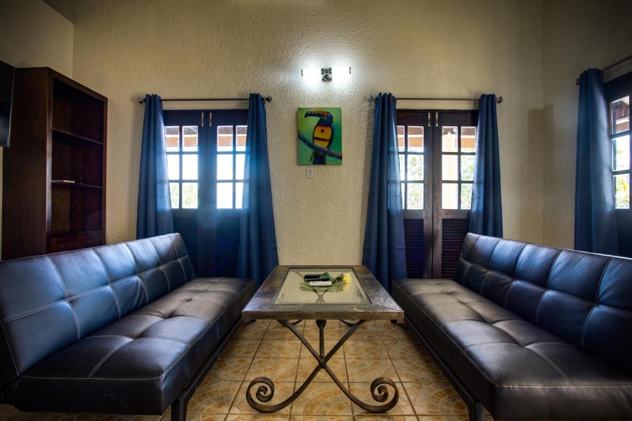 Mariposa Belize Beach Resort Placencia Екстериор снимка