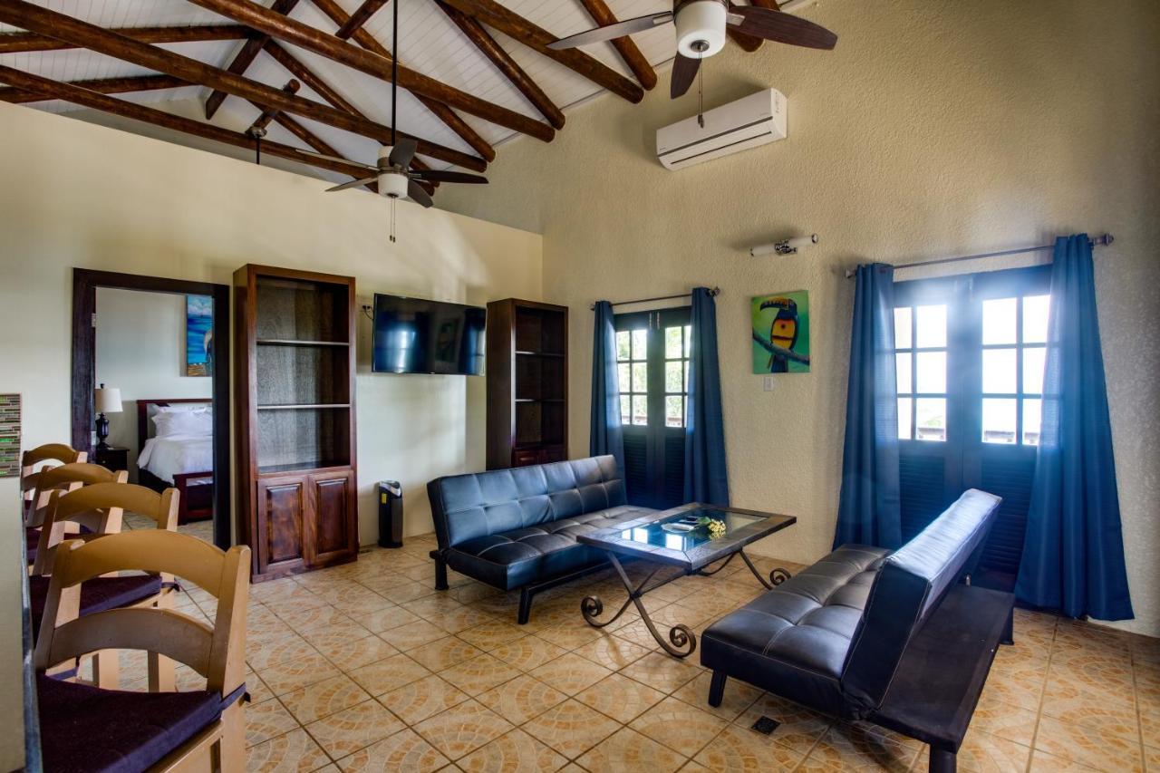 Mariposa Belize Beach Resort Placencia Екстериор снимка